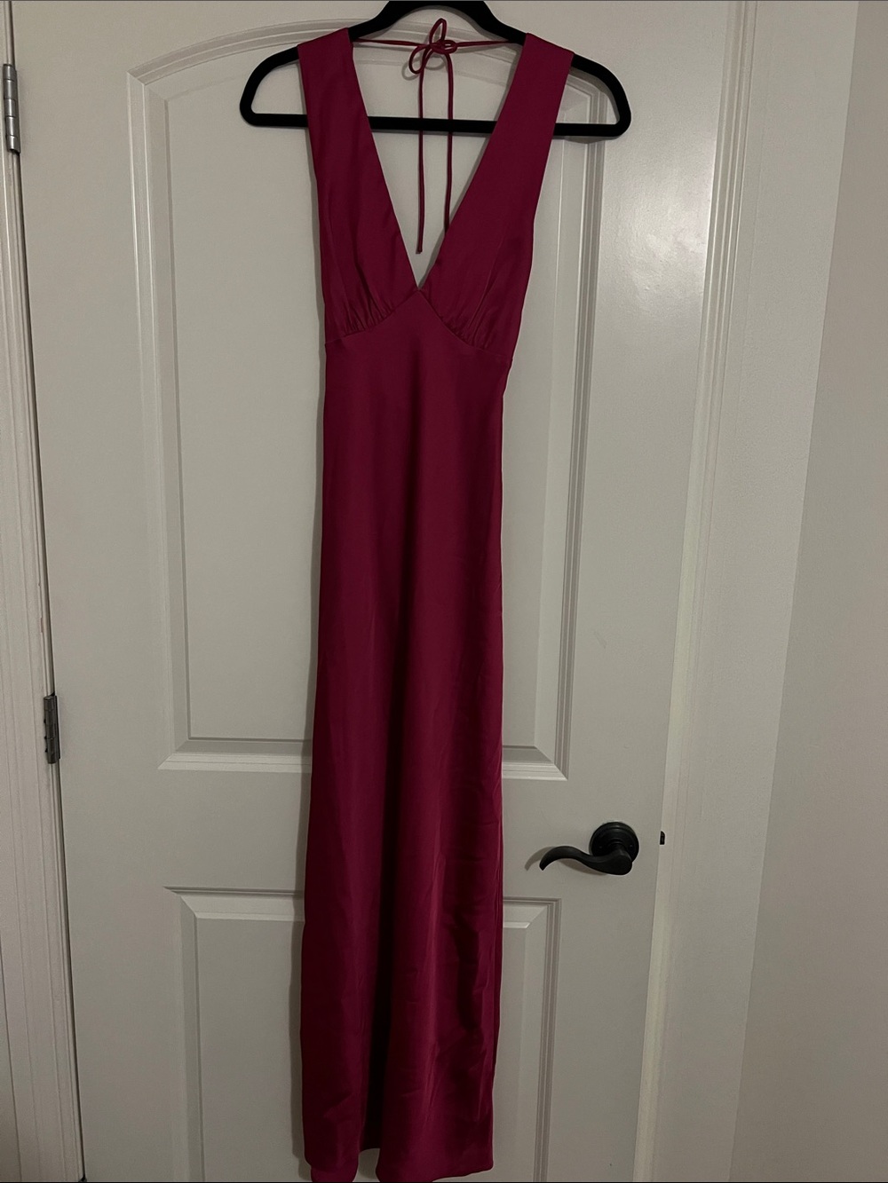 Abercrombie V-Neck Fuchsia Maxi Dress - Picture 3 of 5